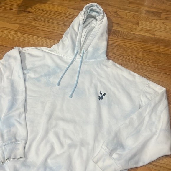Playboy x Misguided Oversized Baby Blue tie-dye Hoodie - Picture 2 of 8